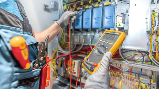 Best Circuit Breaker Repair  in Holly Lake Ranch, TX